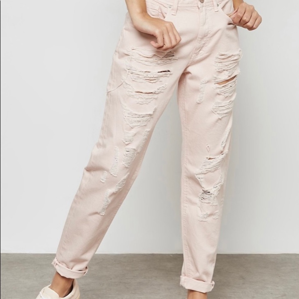 Forever 21 Distressed Boyfriend Jeans